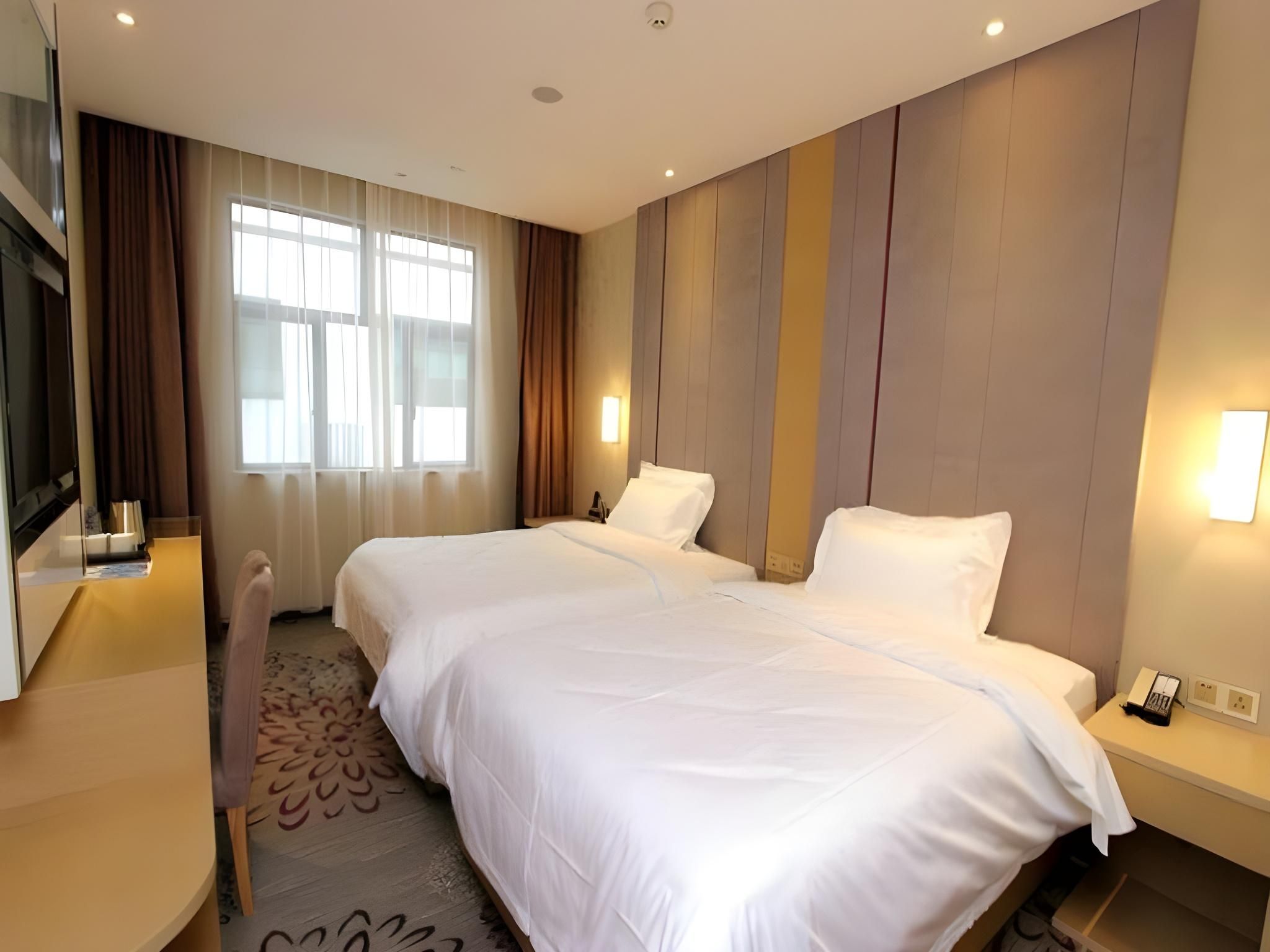 Twin Deluxe Room