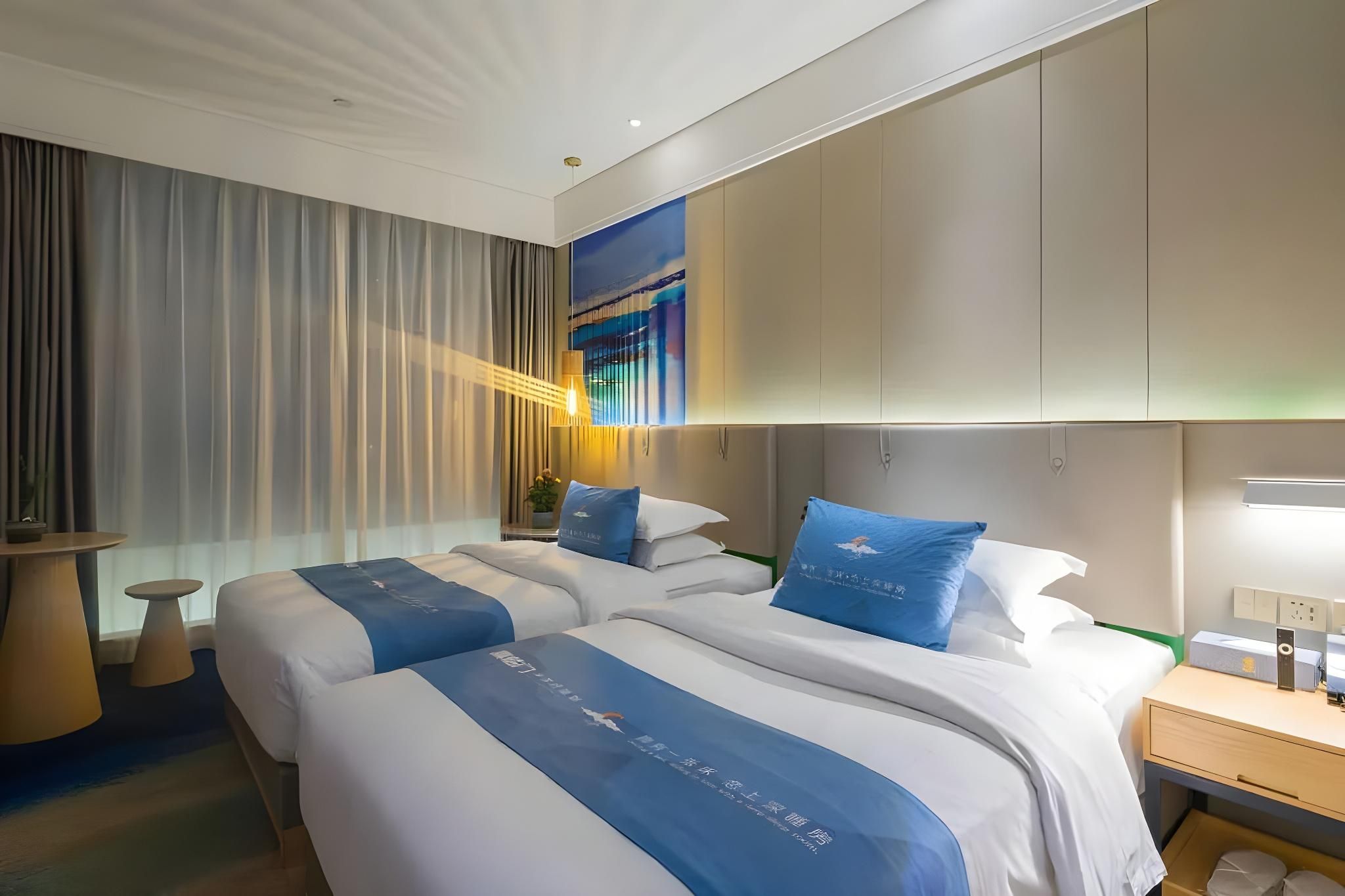 2 Bed Twin Superior Room