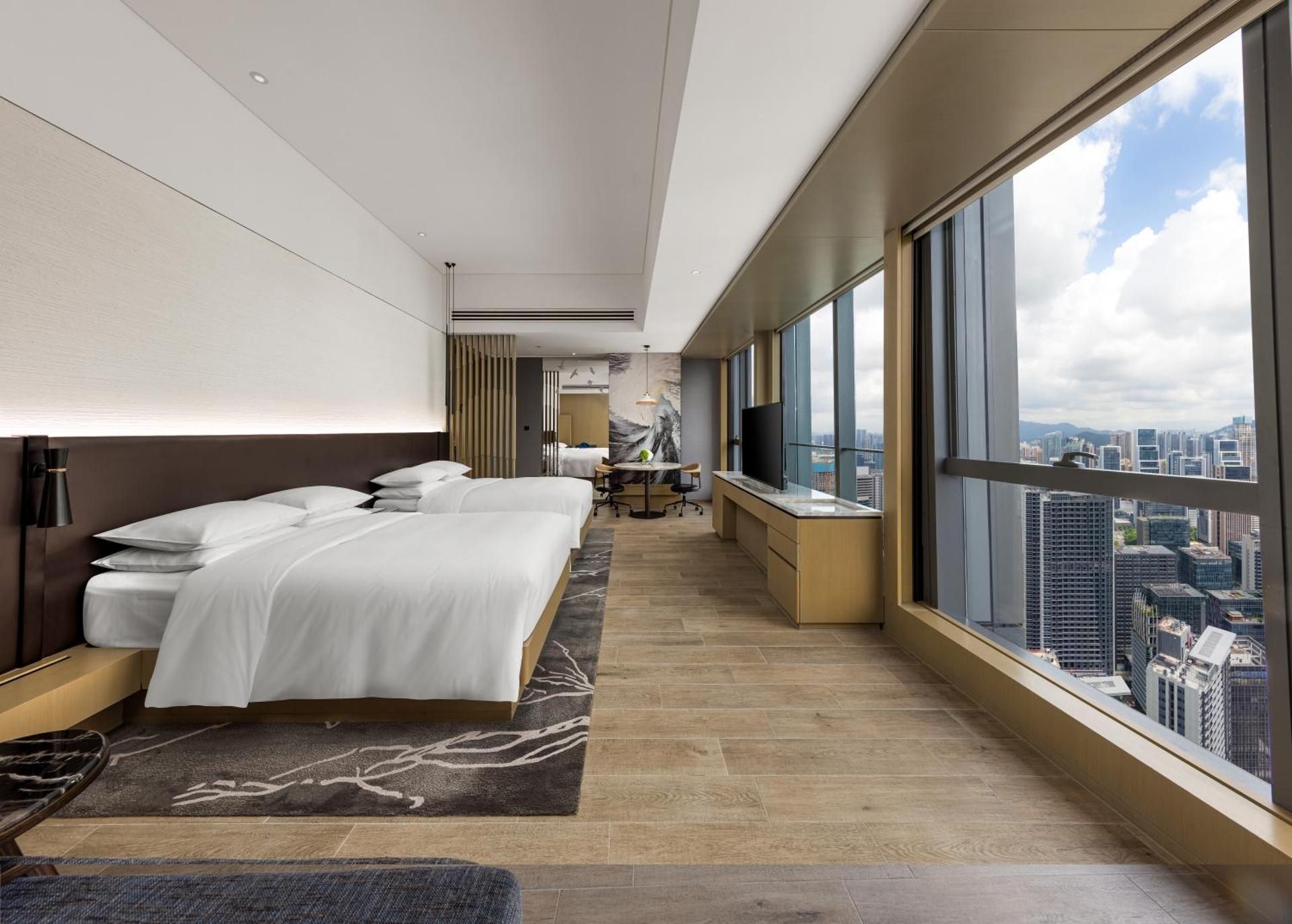 Larger Guest room, 2 Double, City view