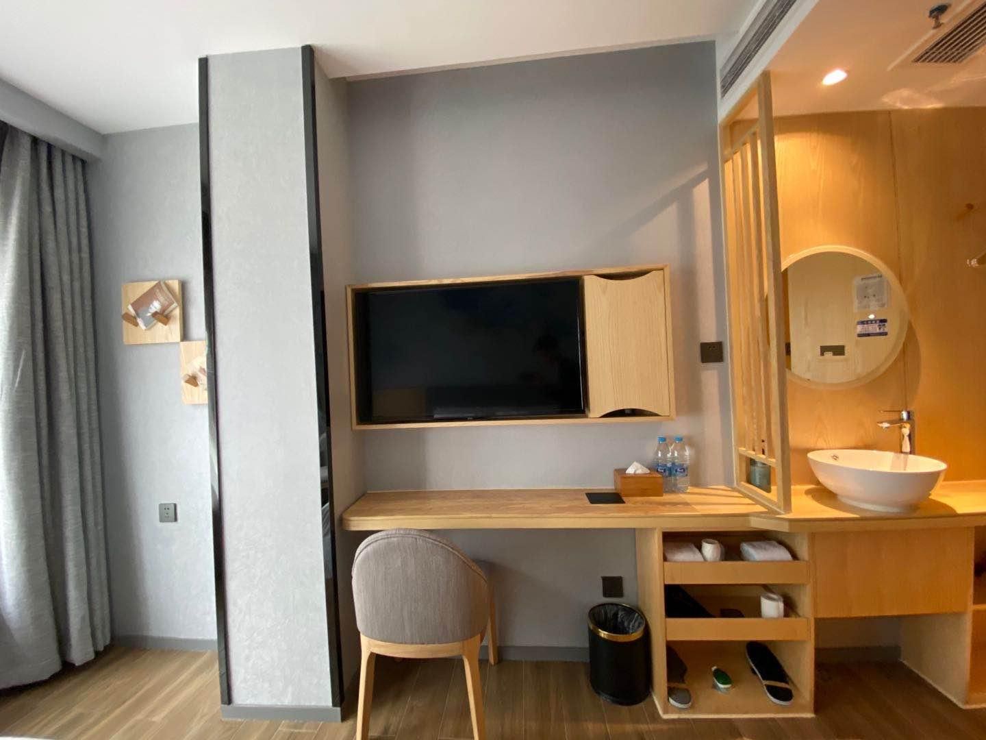 Huazhu - Superior BedRoom