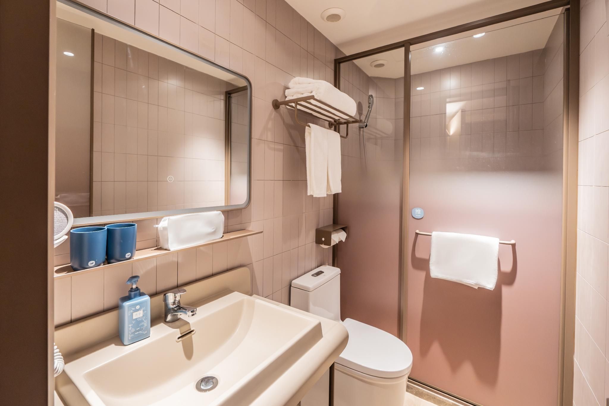 Business Queen Bed Room