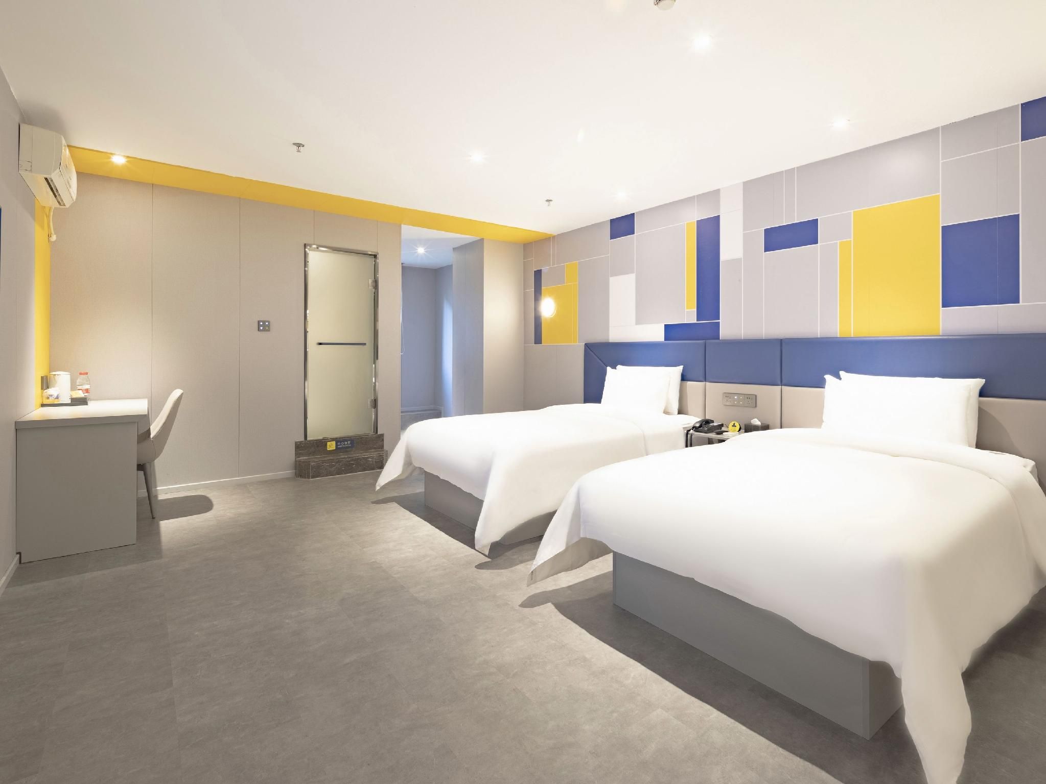 WH - New 7 Days Comfort Twin Room