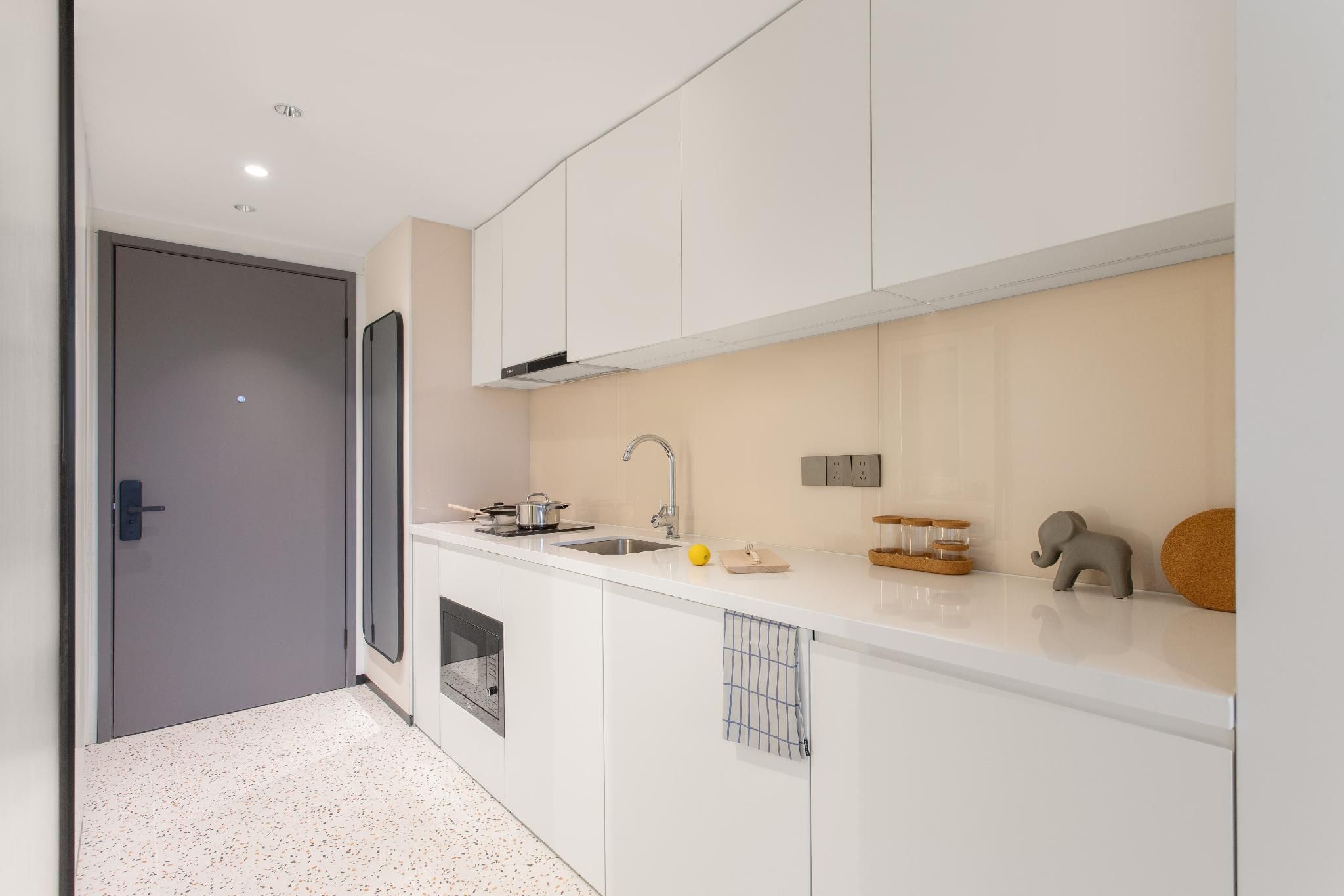Studio - Kitchen