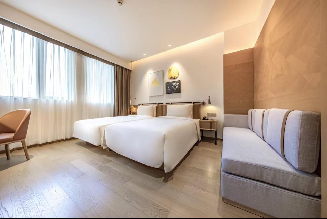 Atour - JIMU Twin Room with City View
