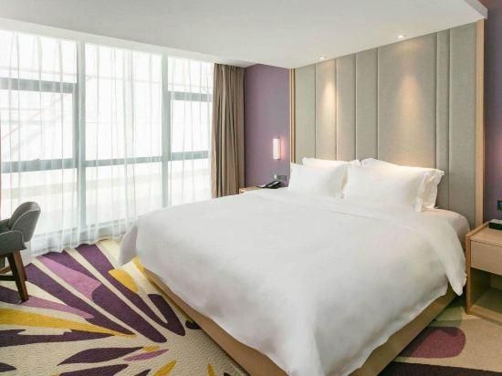 WH - Deluxe Bed Room