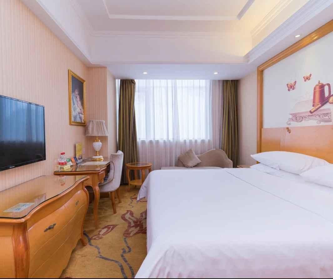 WH - Superior Bed Room