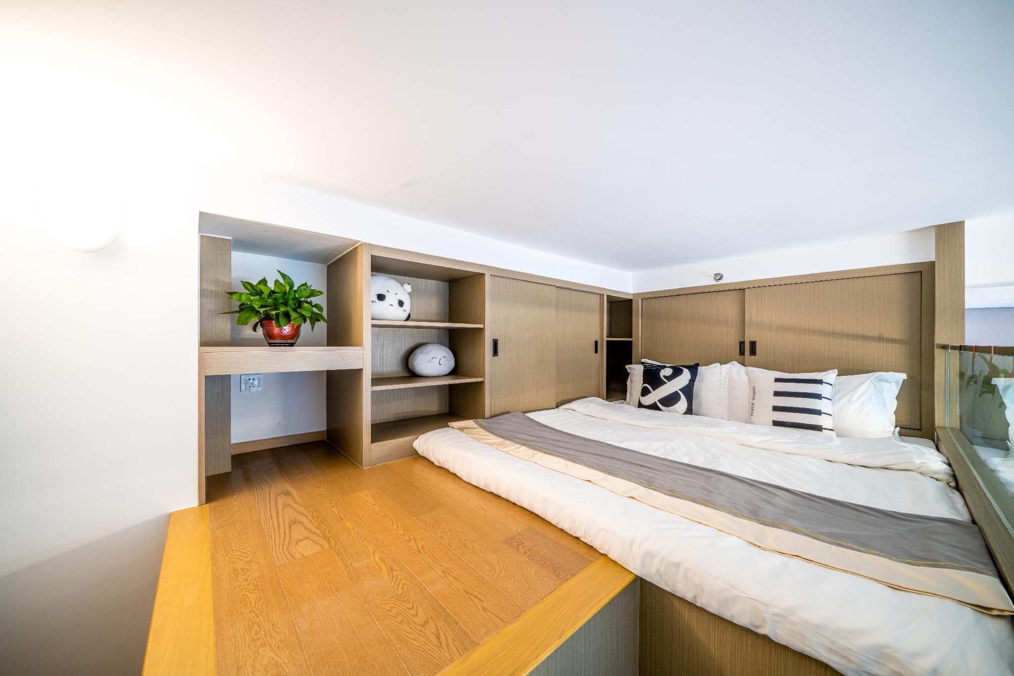 King Suite with Sofa Bed