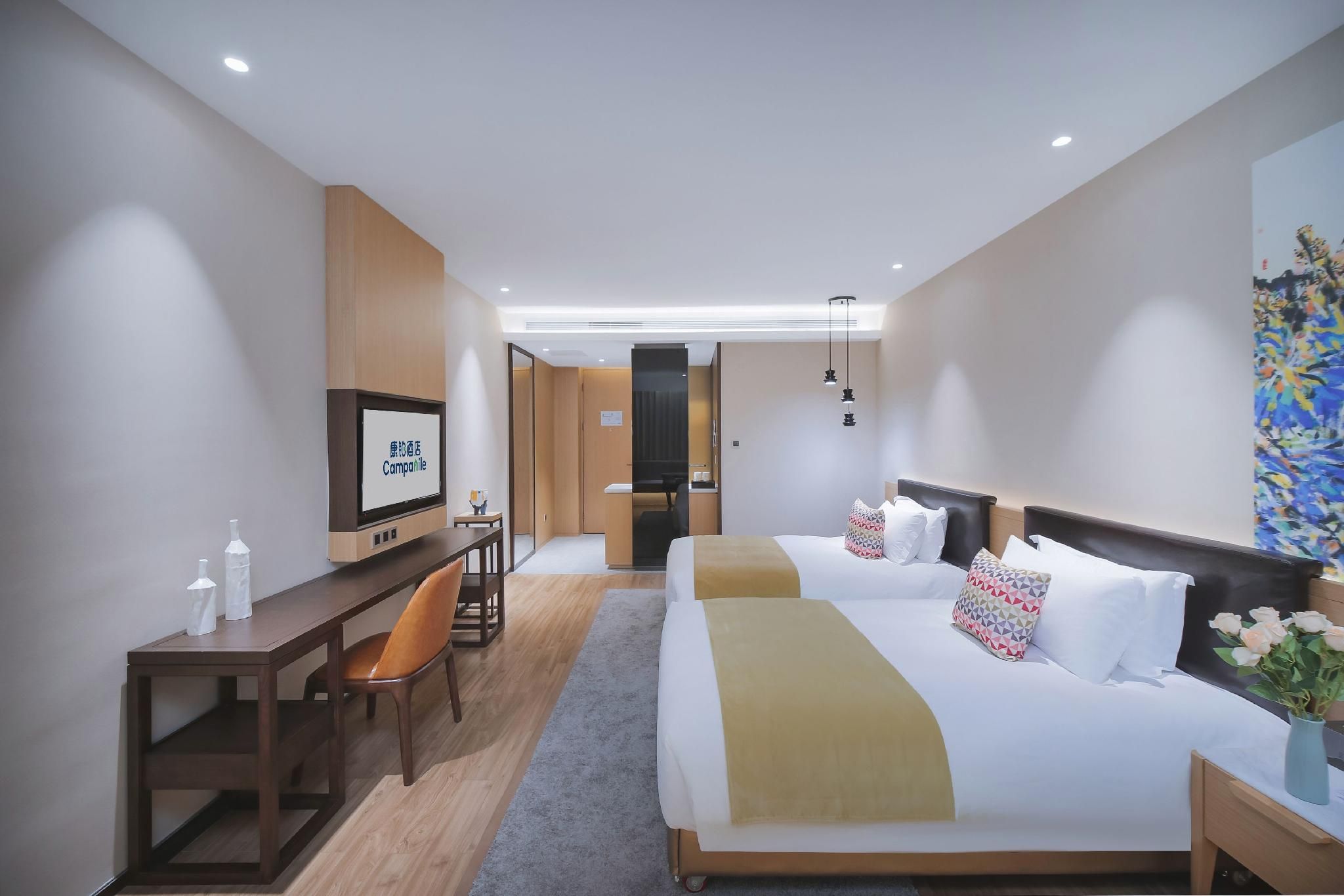 WH - Deluxe Bed Room