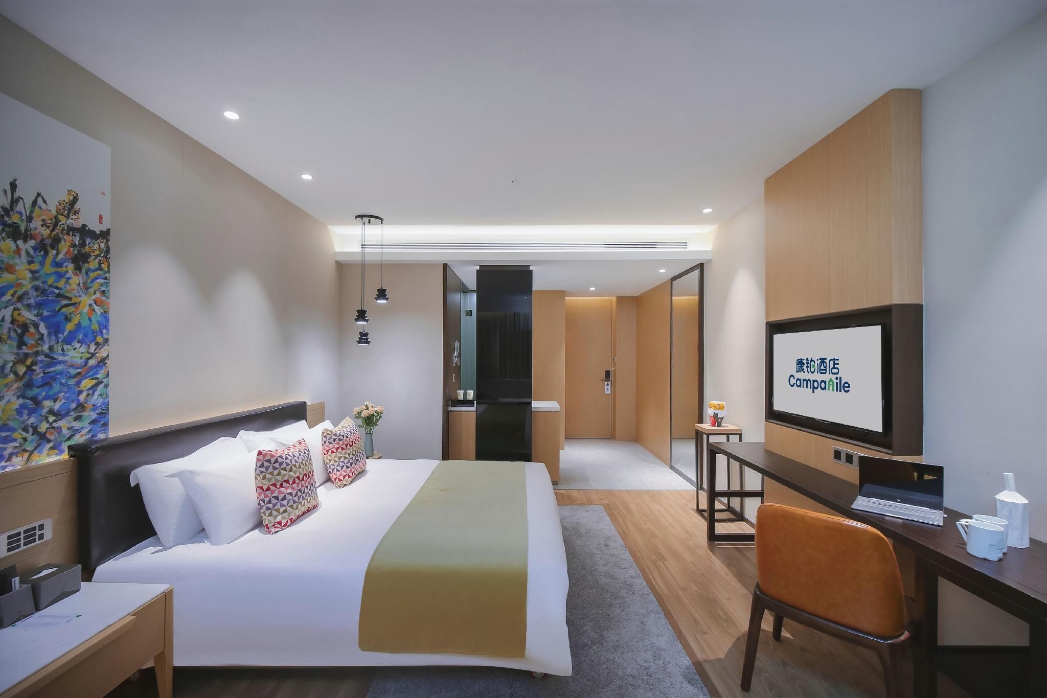 WH - Deluxe Bed Room