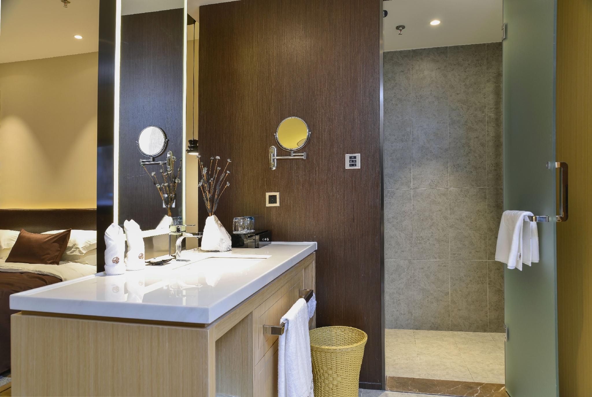 Business Suite