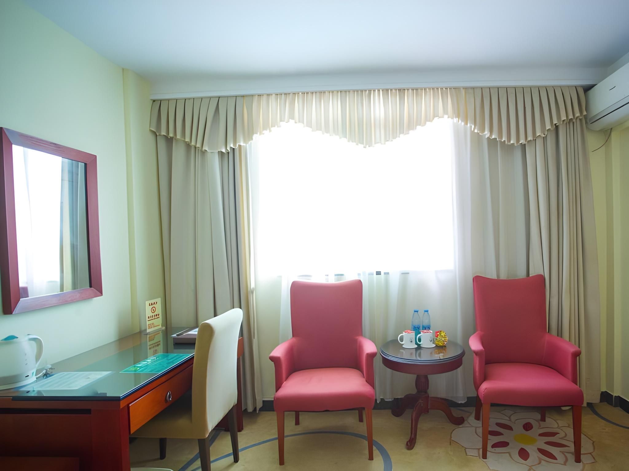 GTR - Superior 1 Bed Room with 1.8M Bed