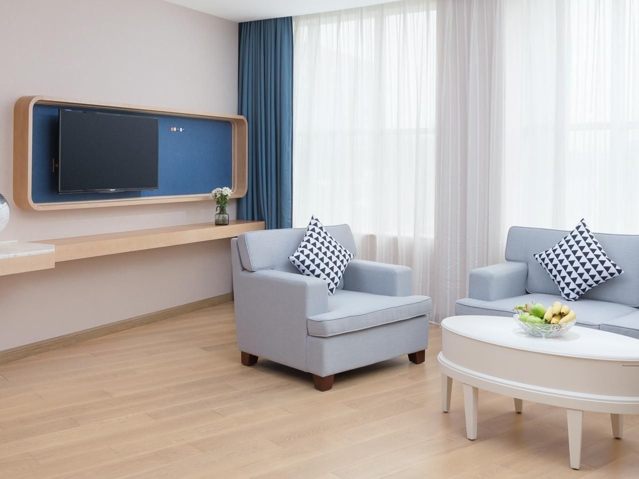 Kyriad KY Suite Room