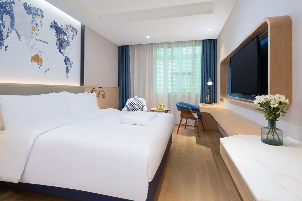 WH -Light Enjoyment Bed Room