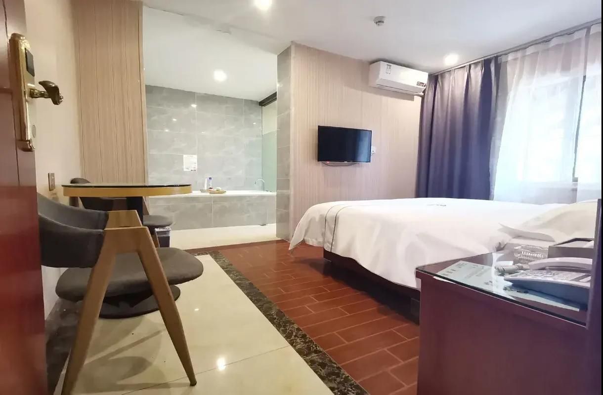 Delightful Room