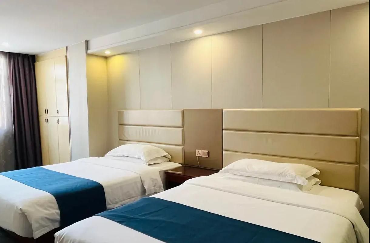 2 Bed Twin Superior Room