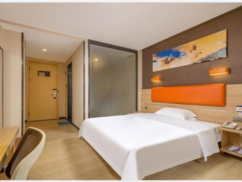 Select You Ter Room