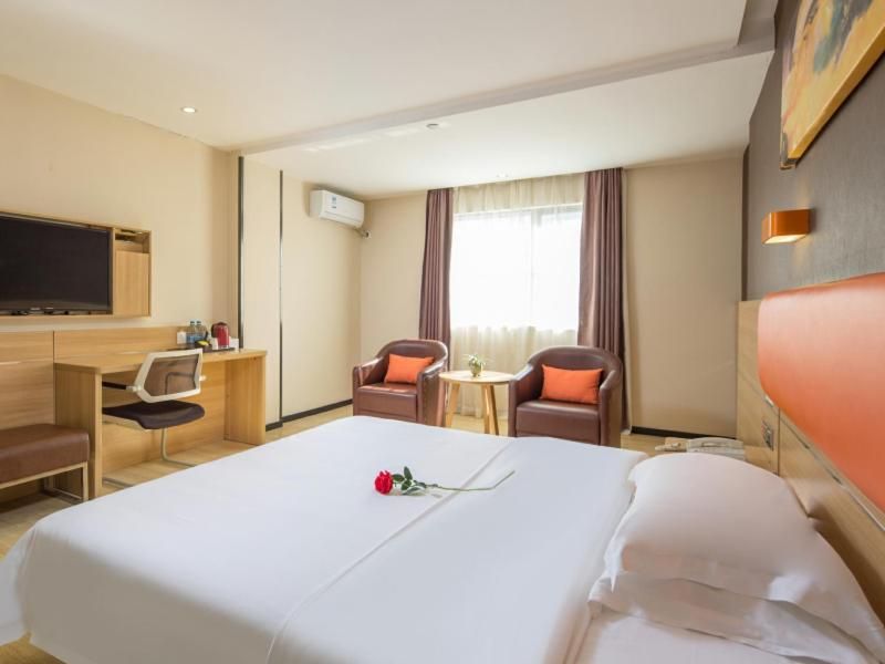 Premium Queen Room