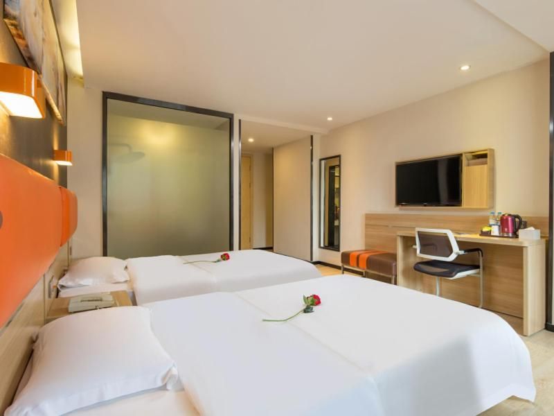 Premium Deluxe Twin Room