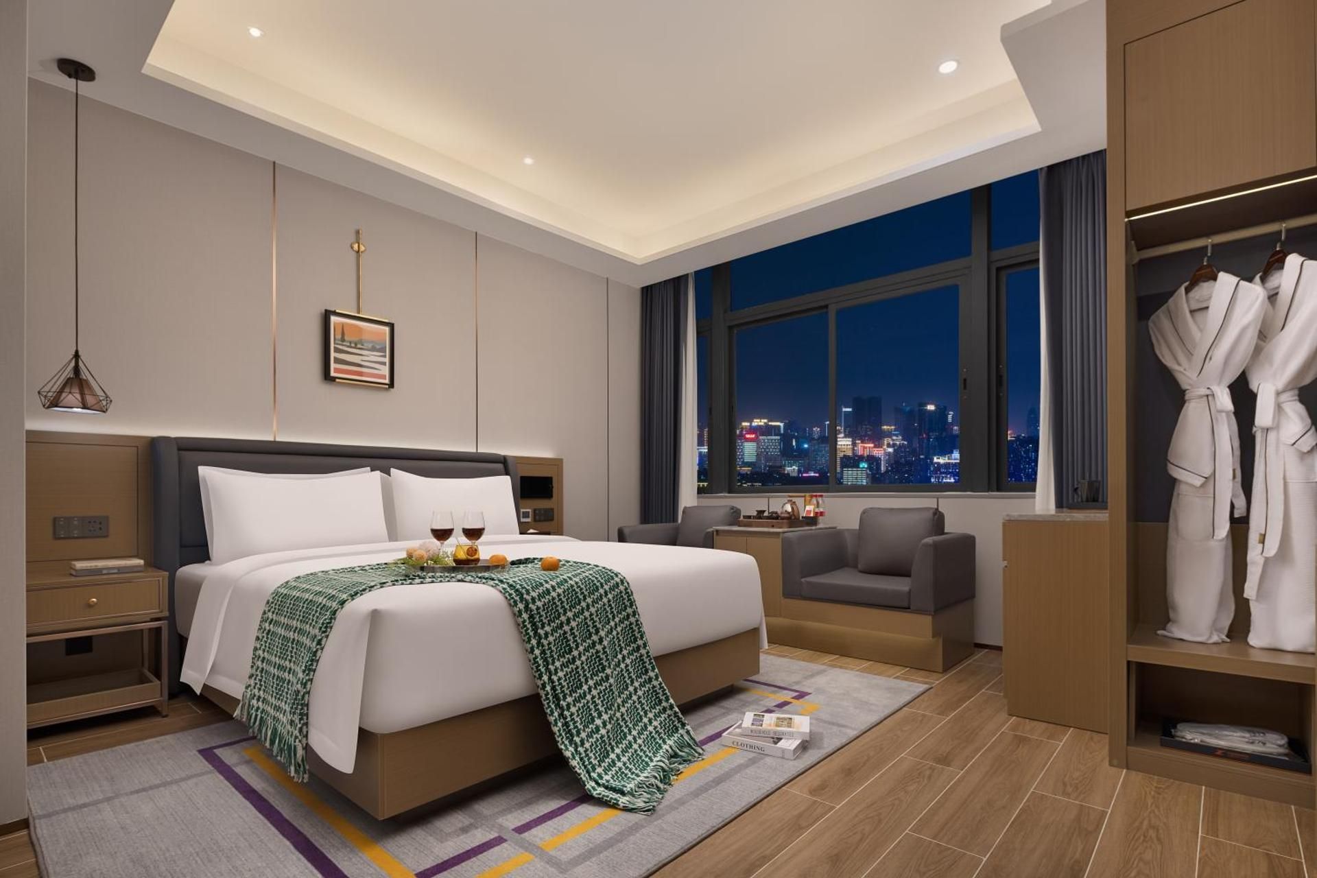  Executive Suite