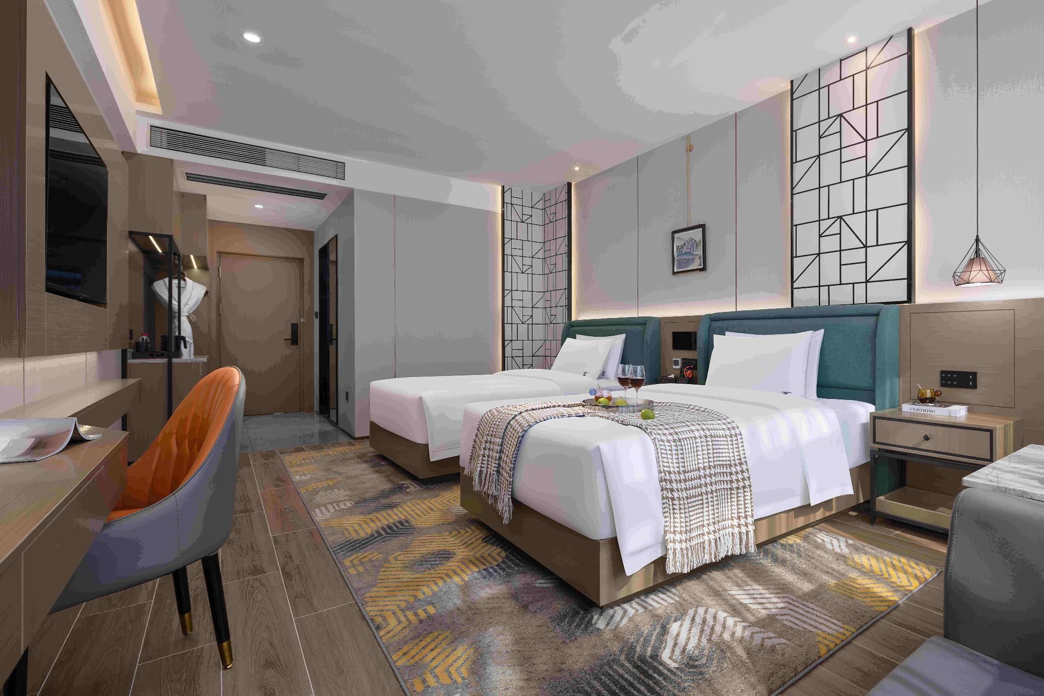 Twin Room with Shower