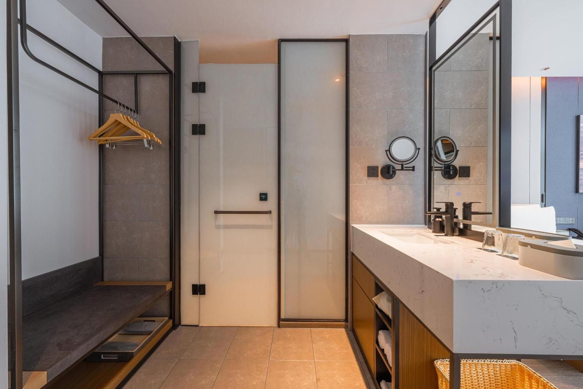 Atour Hotel Shenzhen Bao'an Vanke Star City Superior 1 Queen 2