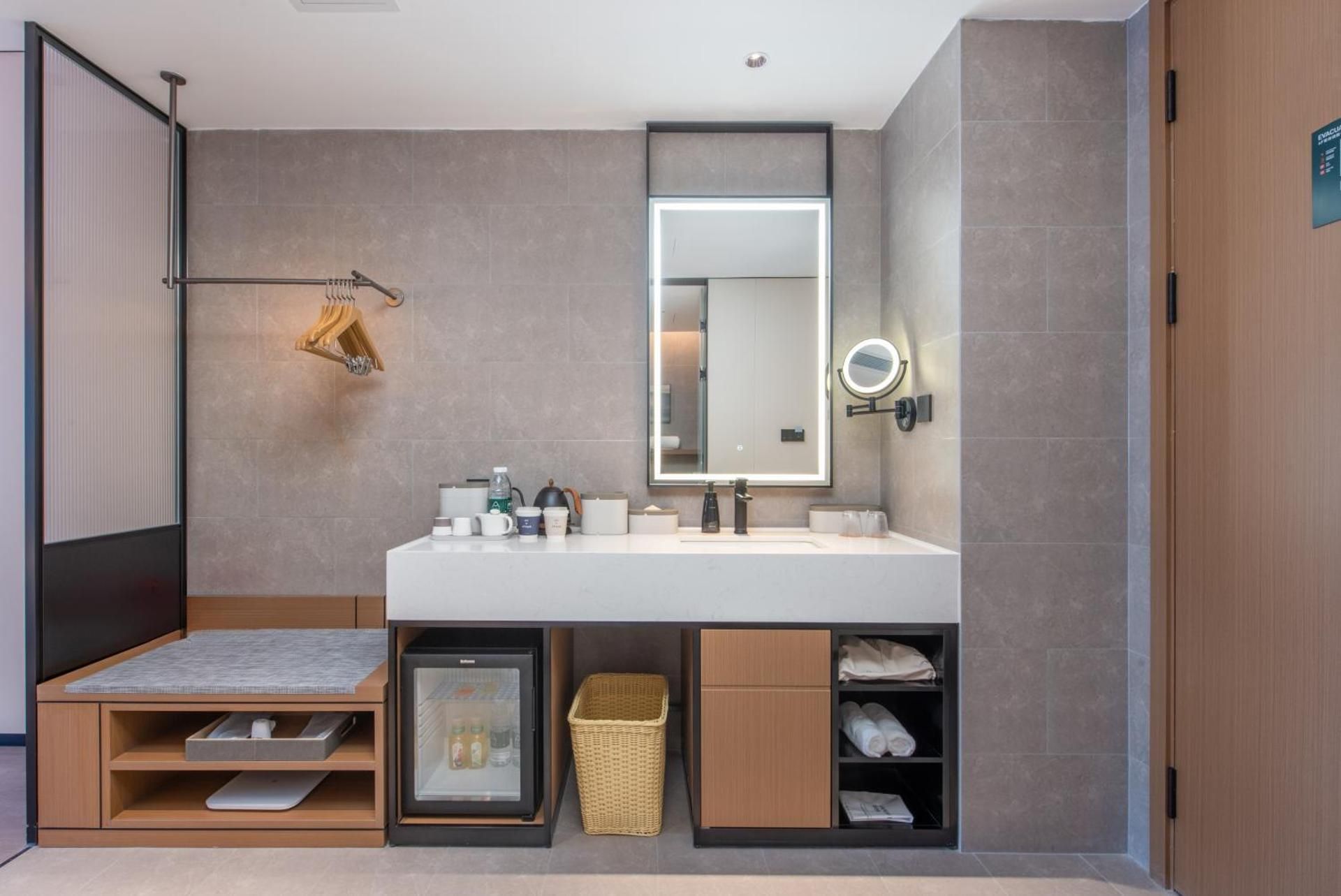 Atour - JIMU Twin Room