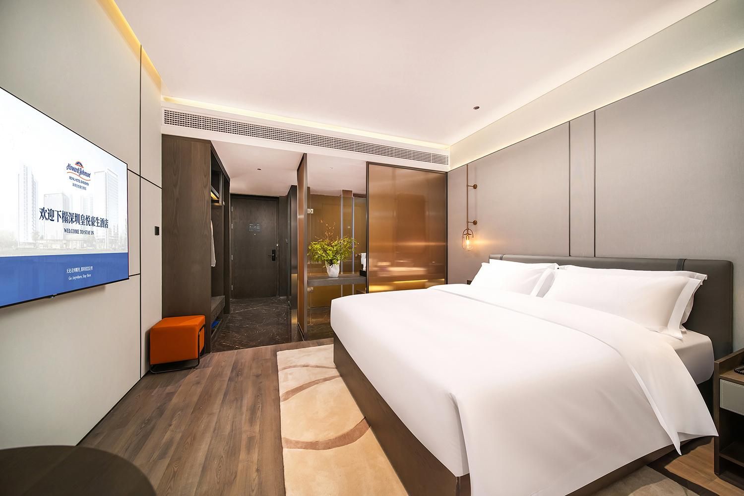 1 King Bed, Mobility Accessible Room, Non-Smoking