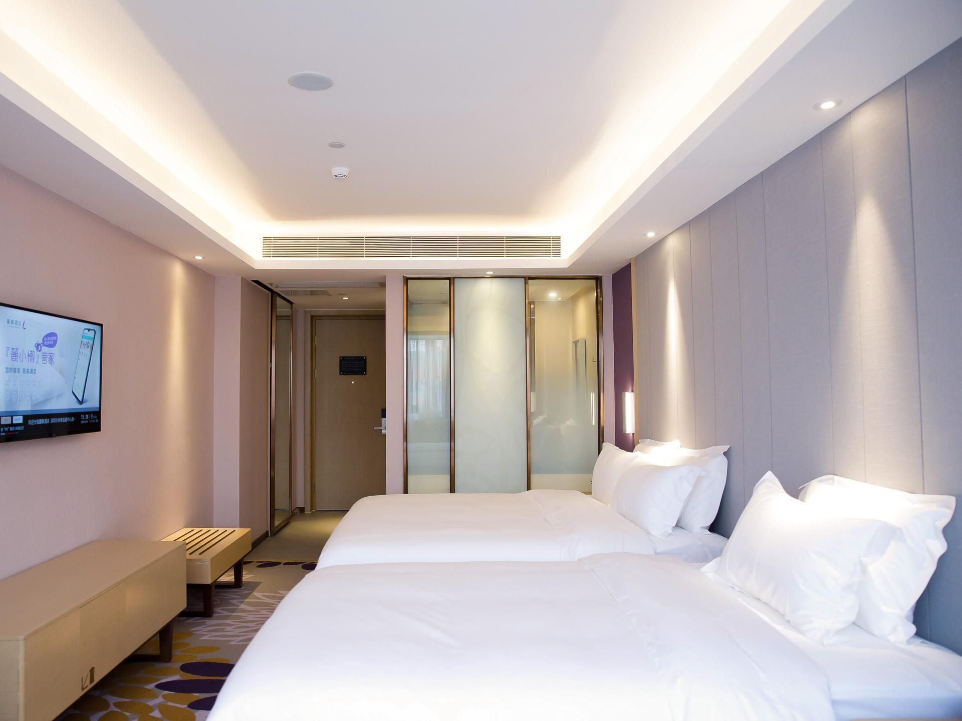 Twin Deluxe Room