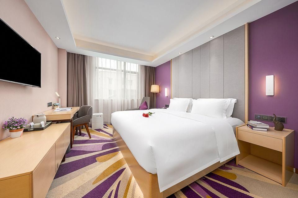 WH - Deluxe Bed Room