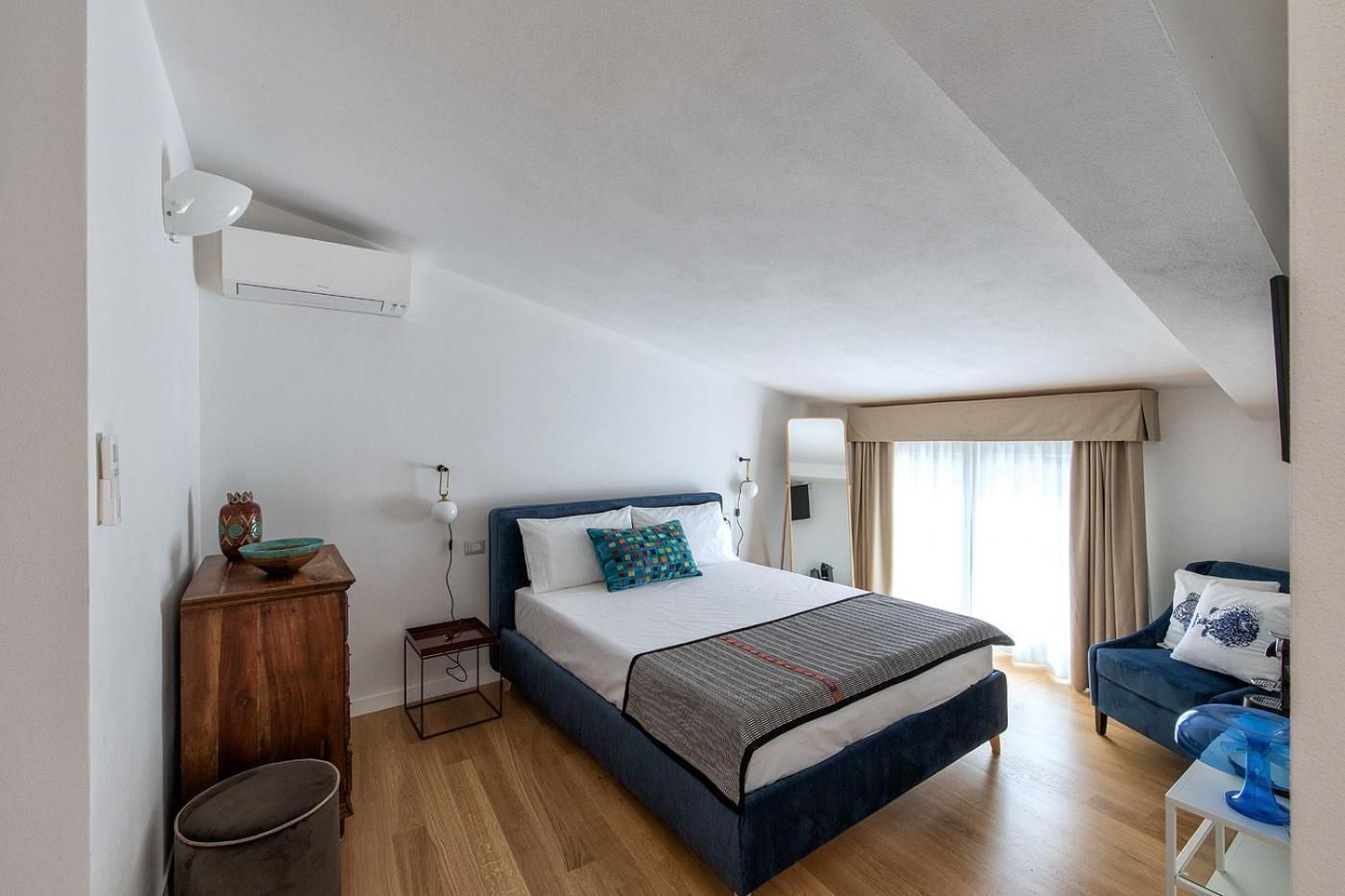 Double Room with Balcony (2 Adults + 1 Child)