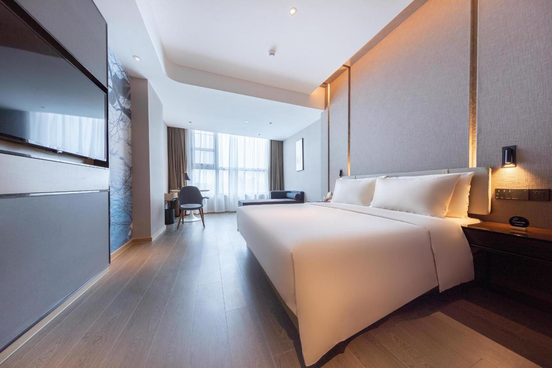 Atour Hotel Shenzhen Fuhai International Exihibition Center Superior 1 Queen