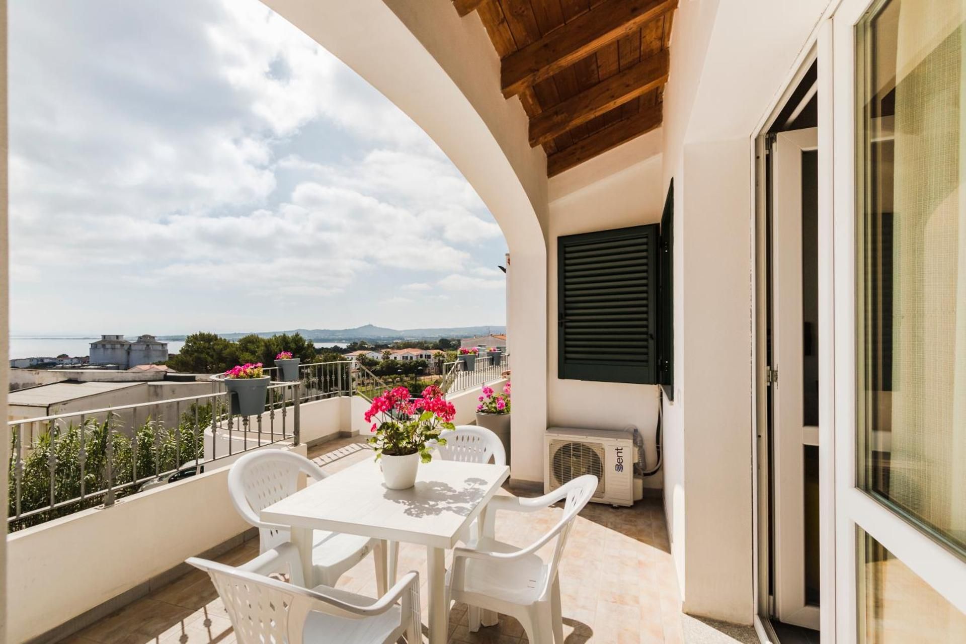 Apartment with Sea View