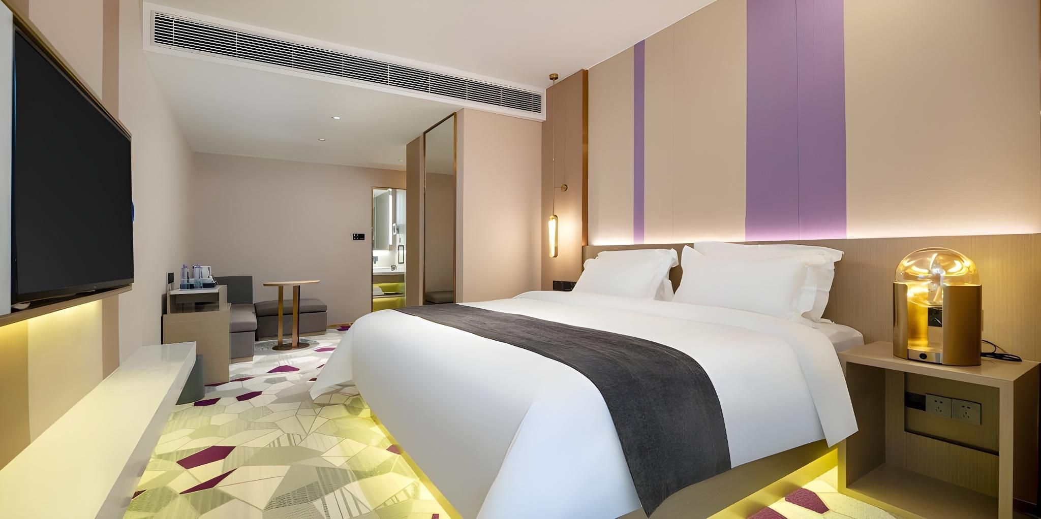 WH - Deluxe Bed Room