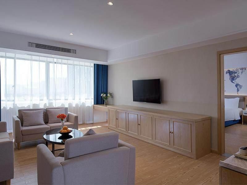 Premier Suite