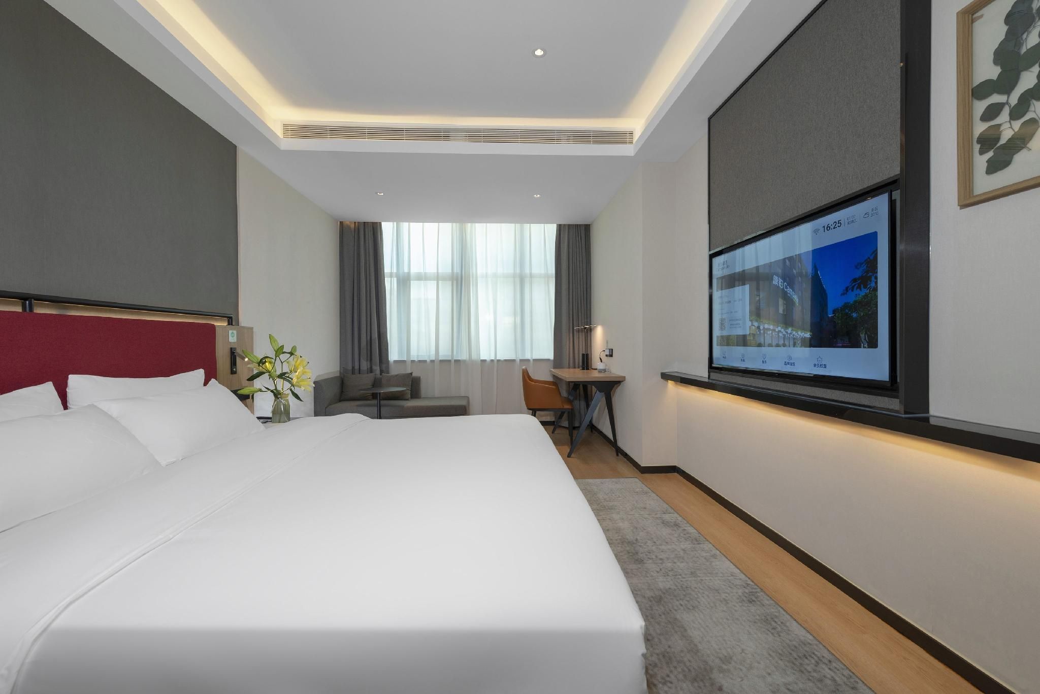 WH - Deluxe Bed Room