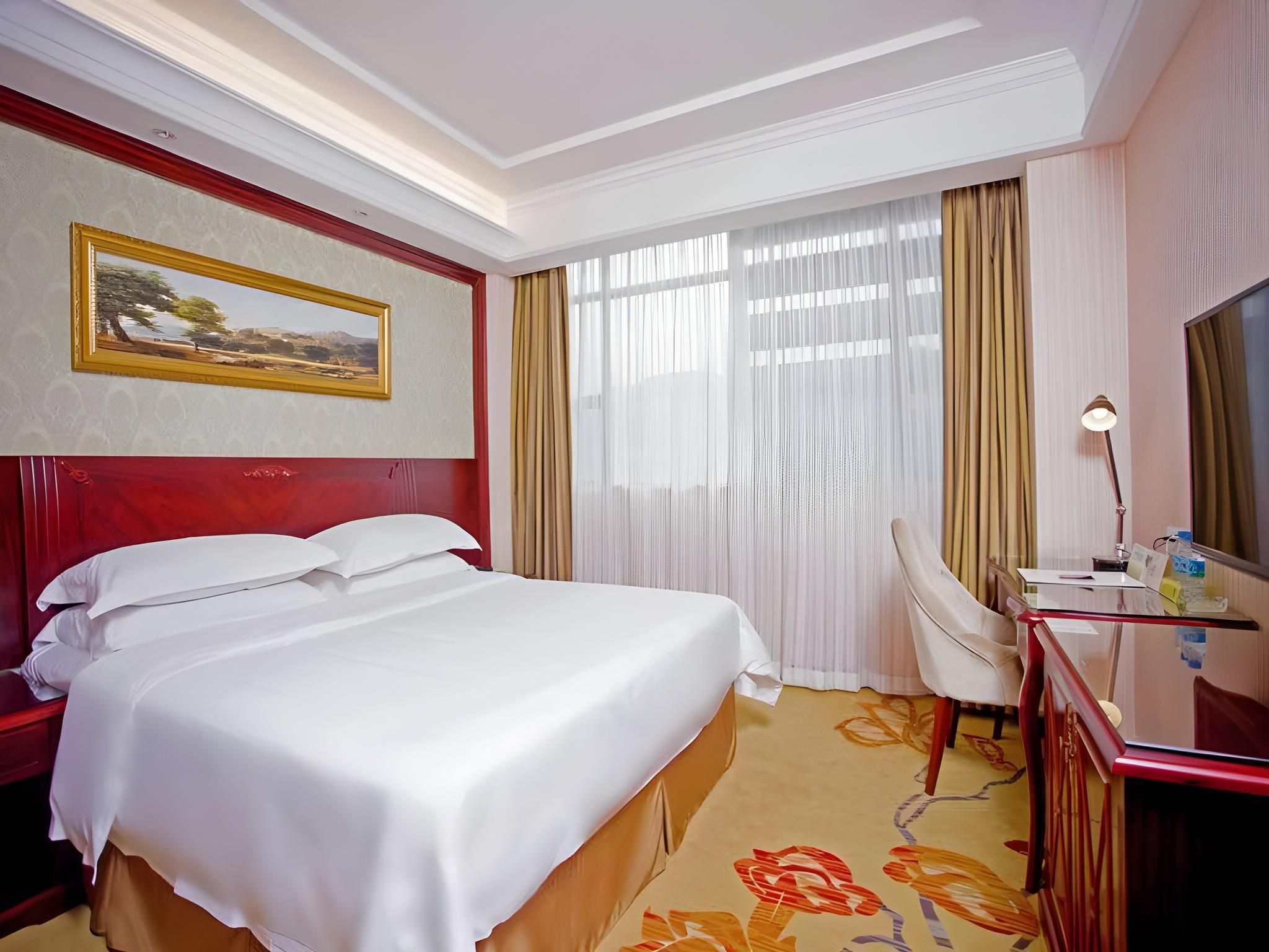 WH - Superior Bed Room