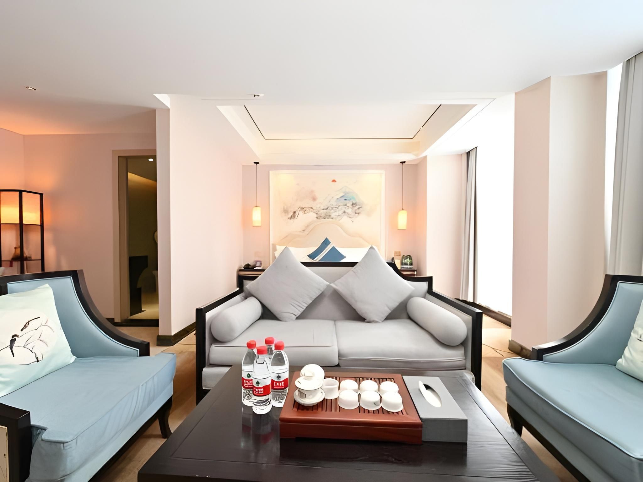 Deluxe Business Room