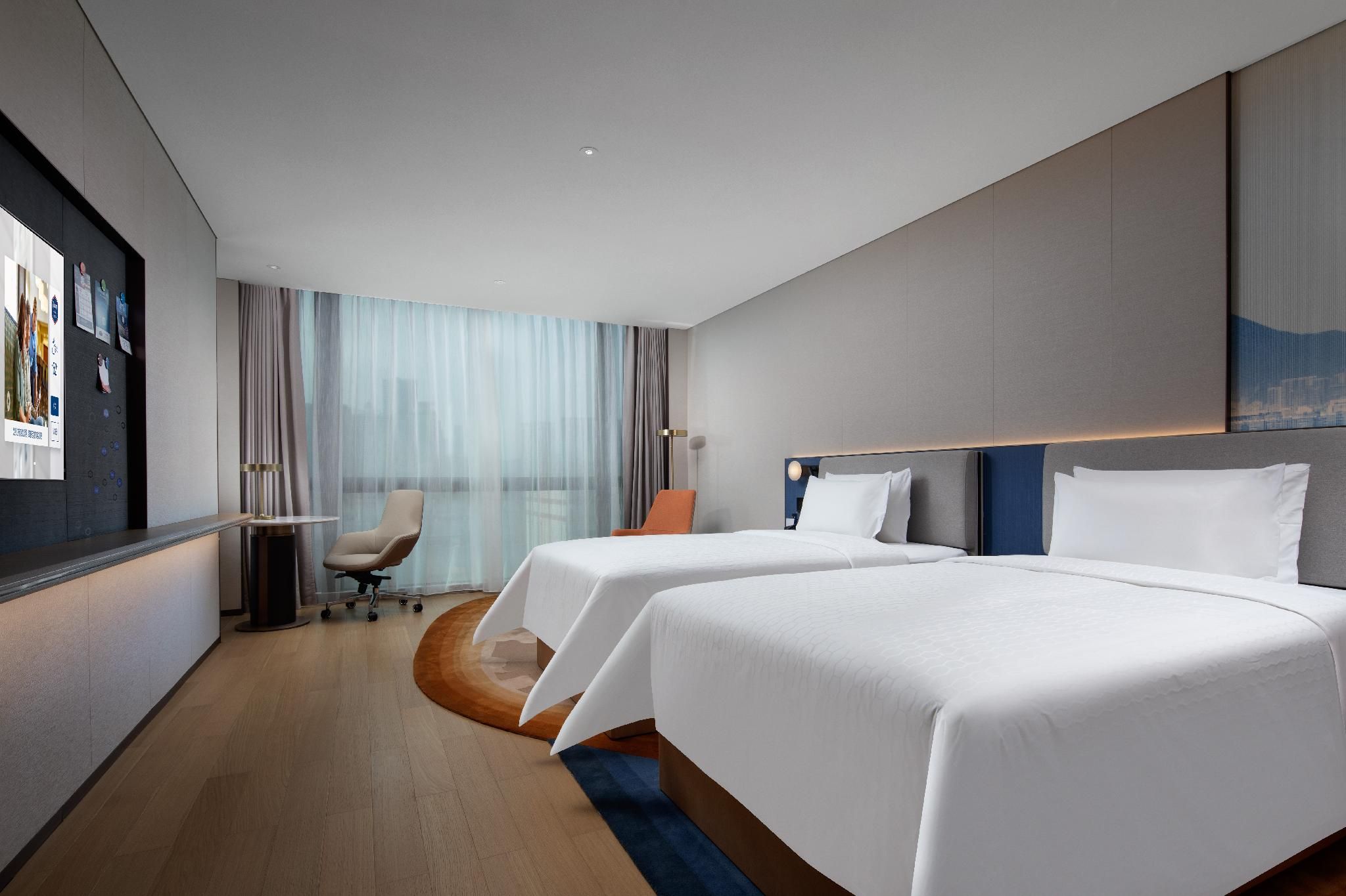 2 Bed Twin Superior Room