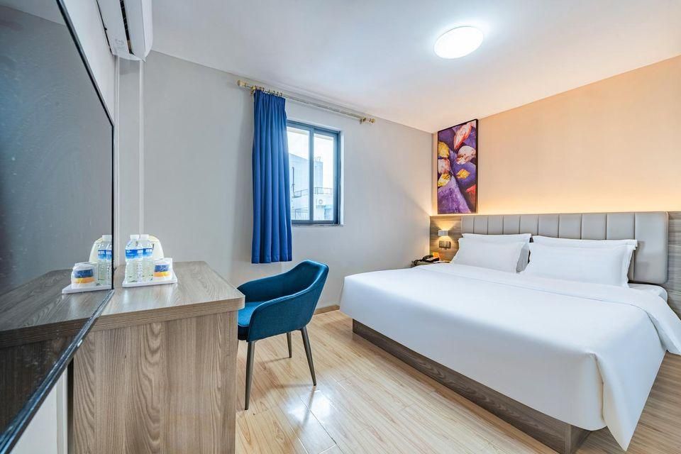 Select Bed Room
