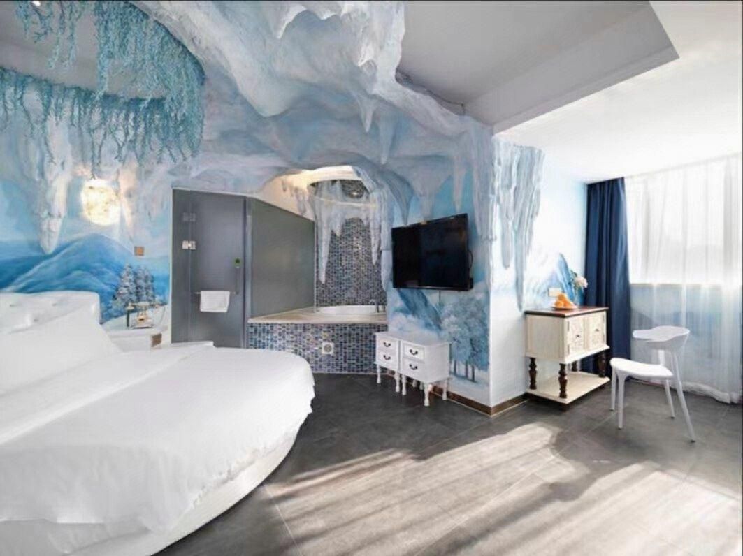 Vienna - Romance Themed Bed Room
