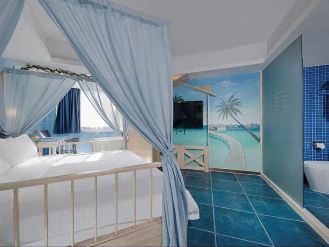 Vienna - Romance Themed Bed Room