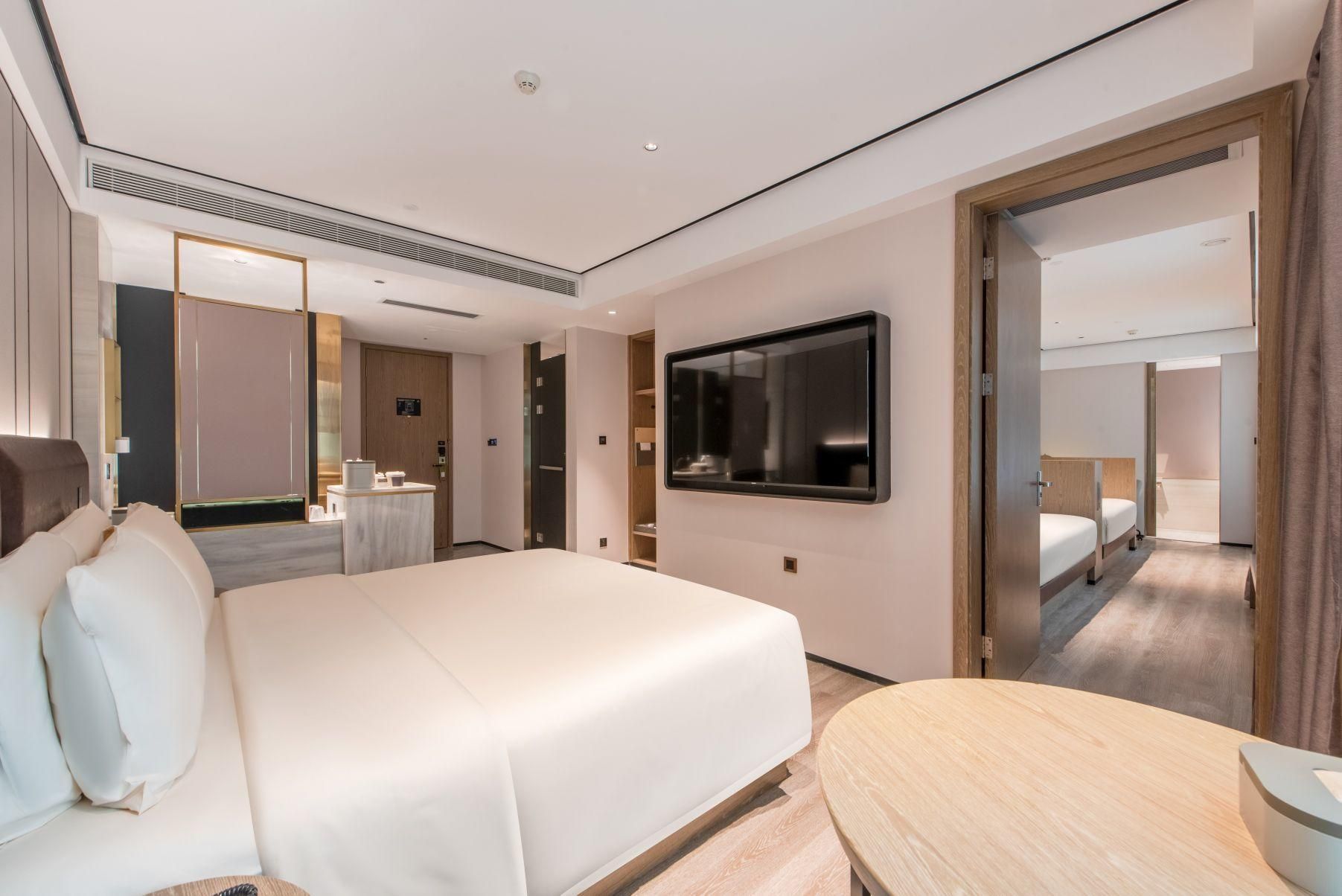 Premier Suites