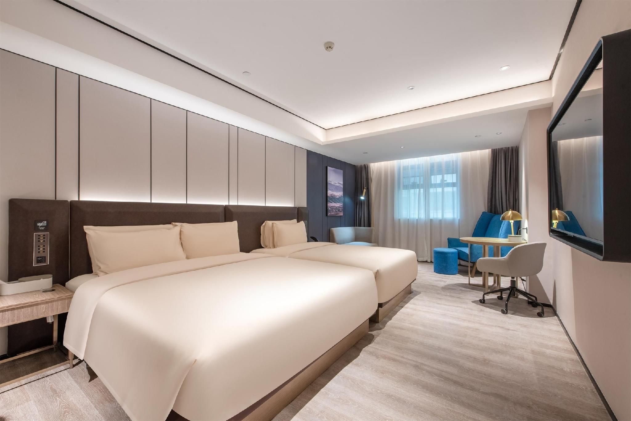 Premier Family Room