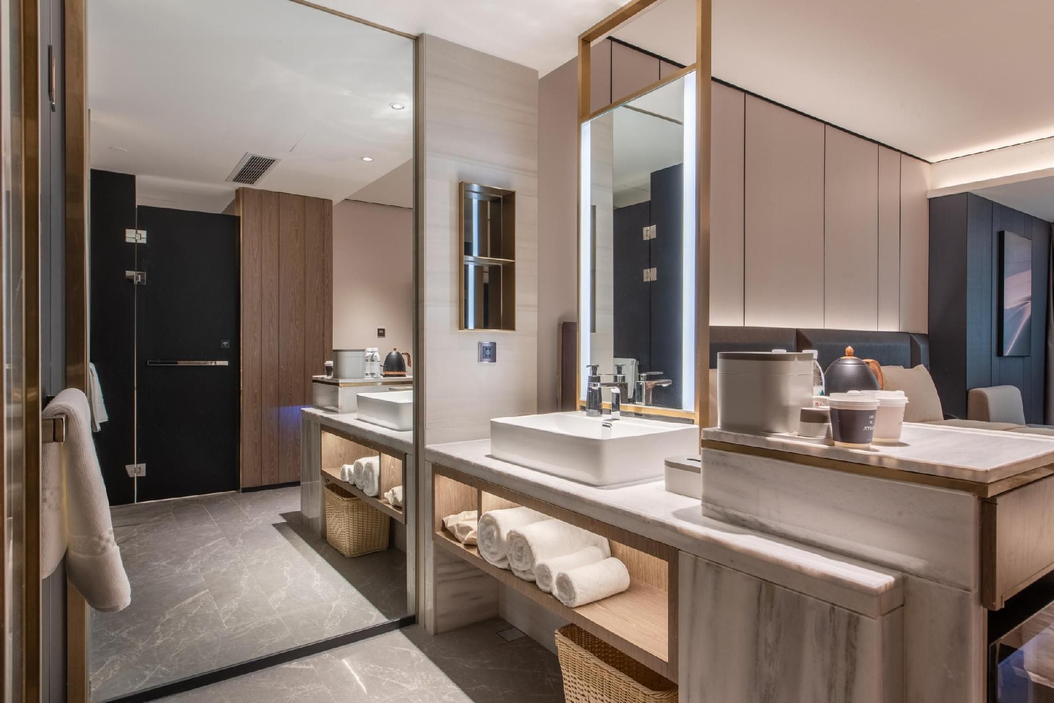 Atour - Premium Twin Room