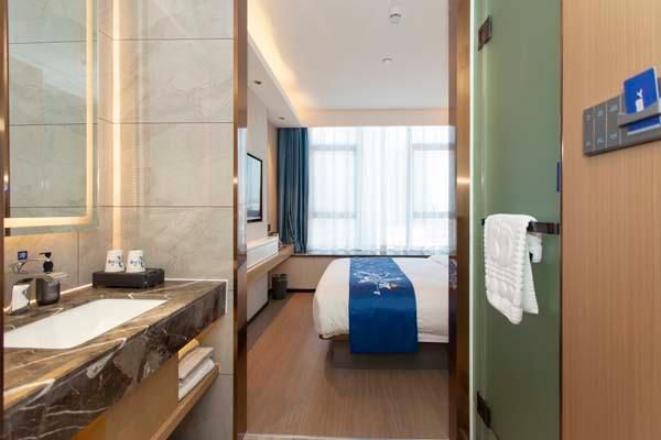King Deluxe Room