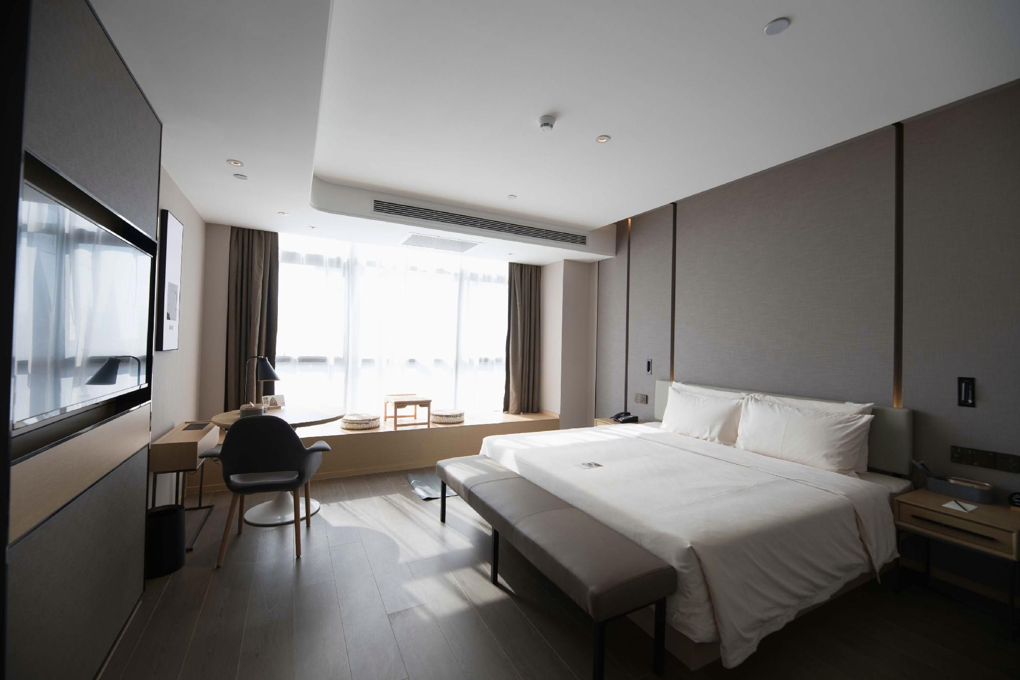 Atour - Executive King Room with Garden View