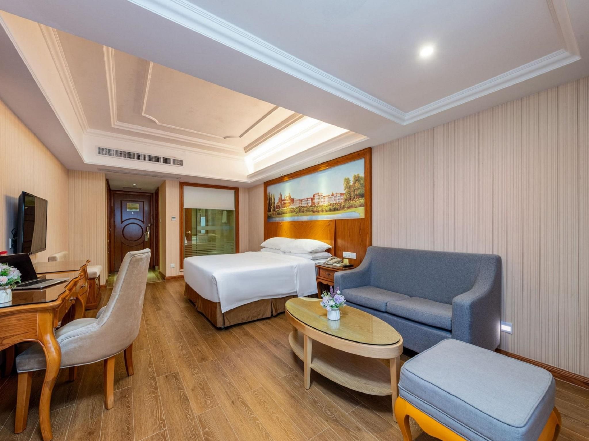 WH - Superior Bed Room