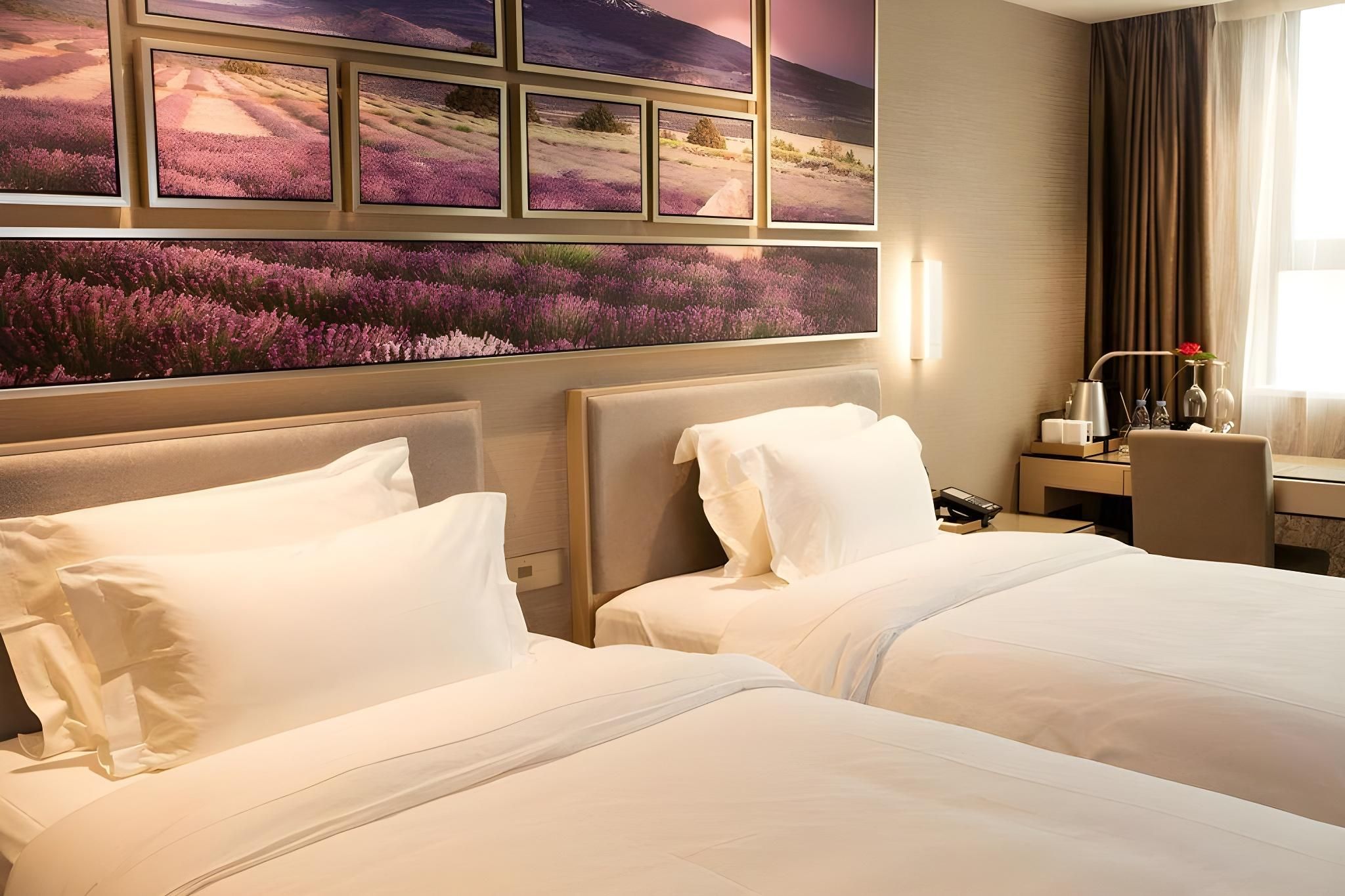 Twin Deluxe Room