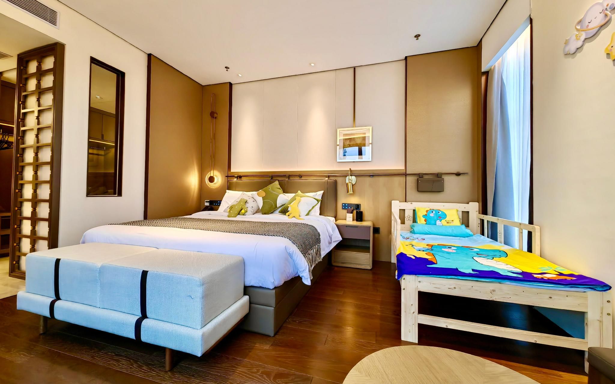 Family Triple Suite
