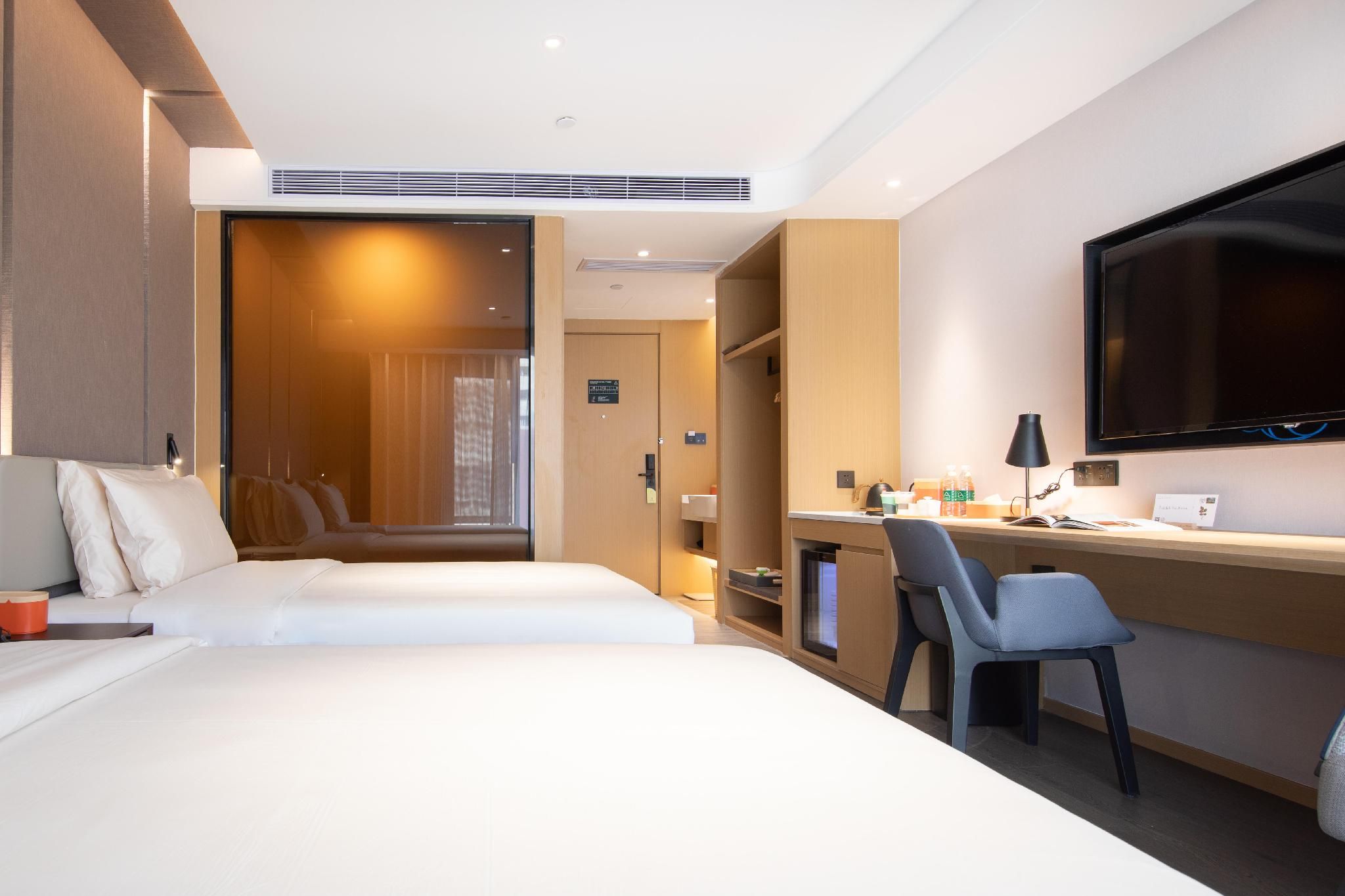 Atour - JIMU Cinema Twin Room